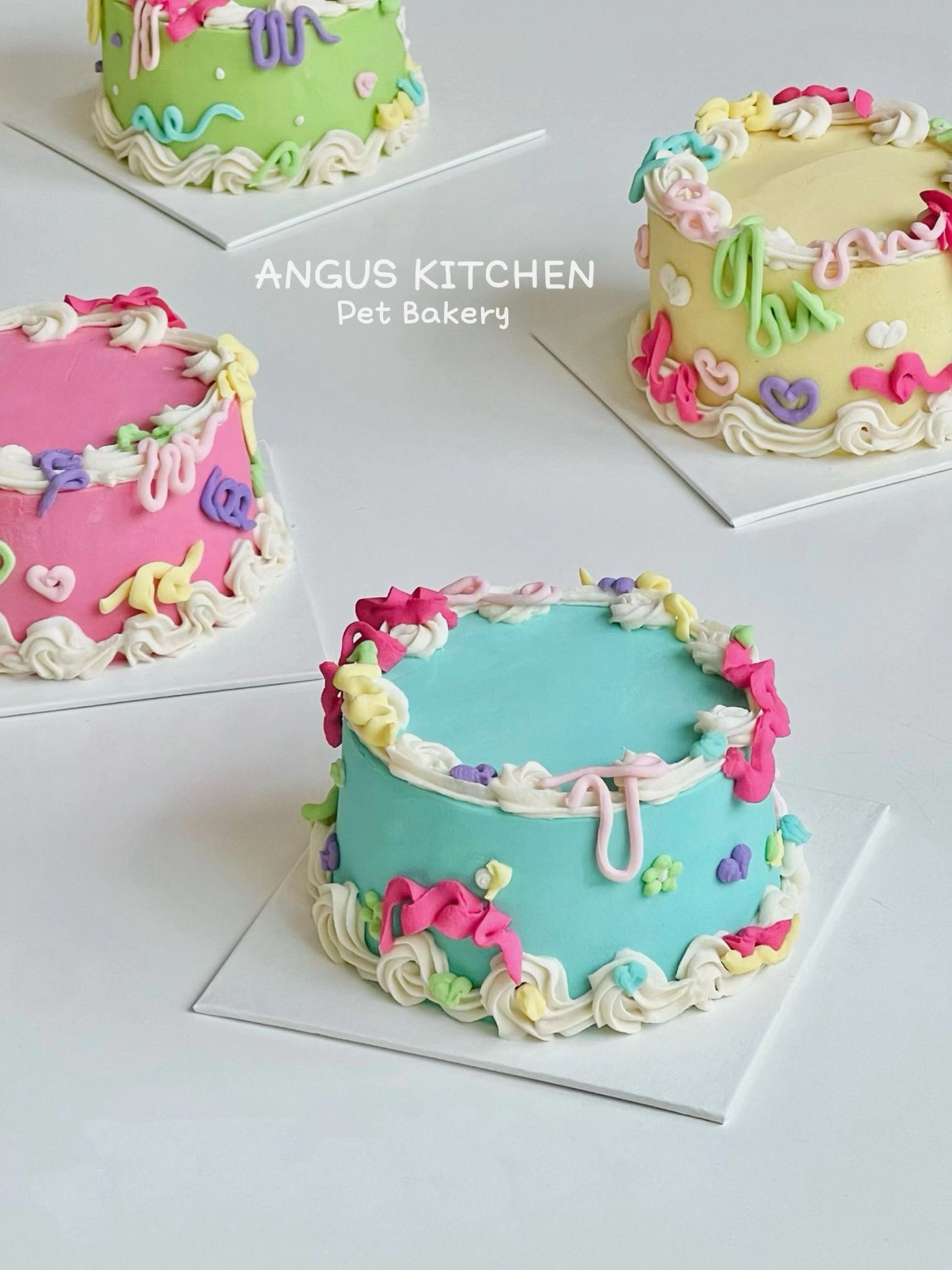 Signature Cakes-Rainbow Graffiti Party